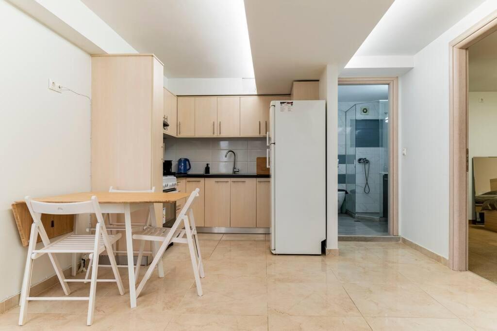 Apartment At Ano Glifada. Aten Exteriör bild